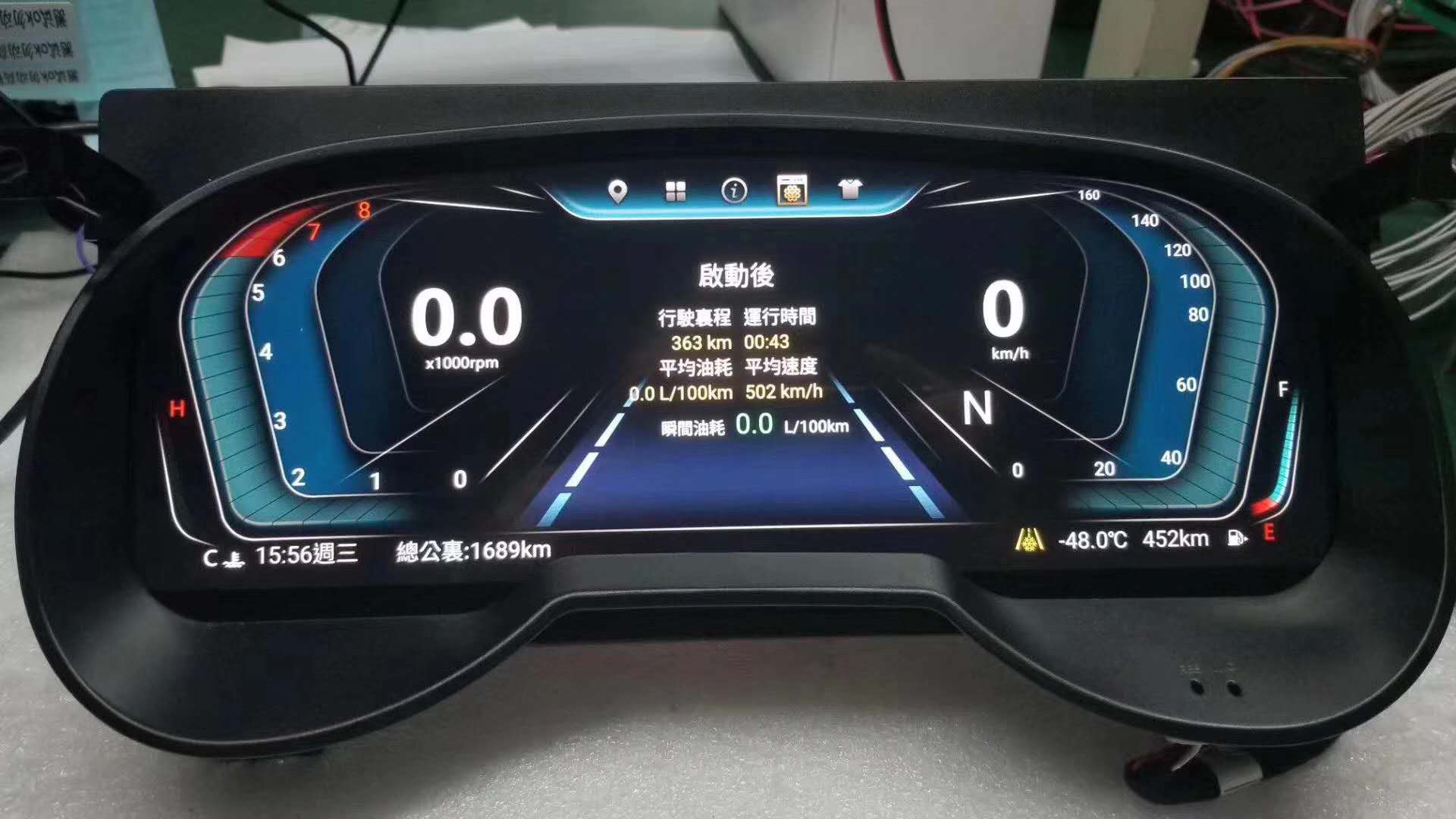 panle alphard 01.jpg